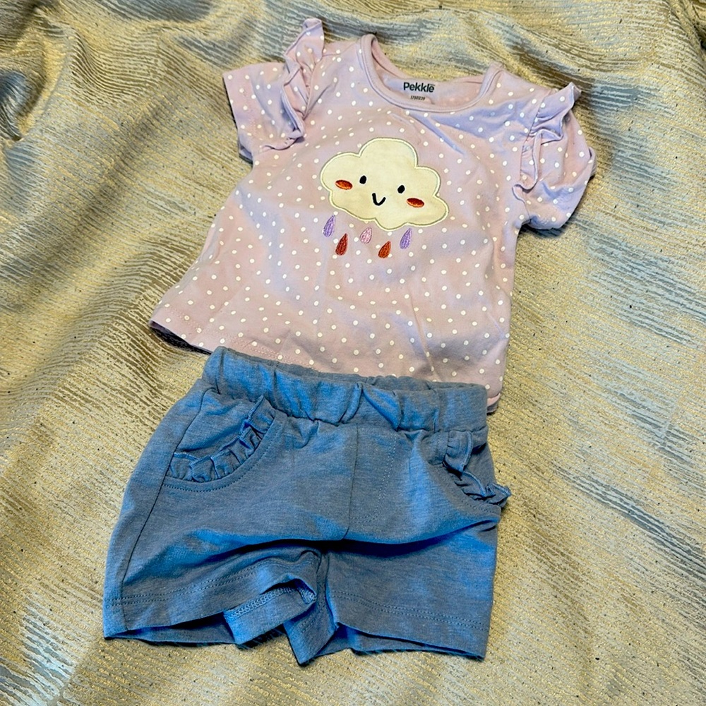 Brand new never worn outfit 
Size:3 months